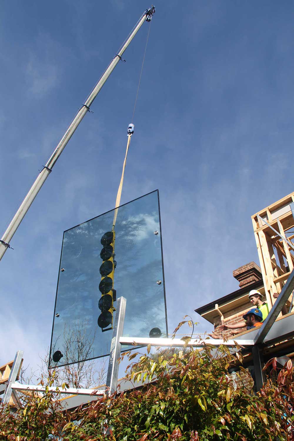 Euro Glass Lifters For Hire