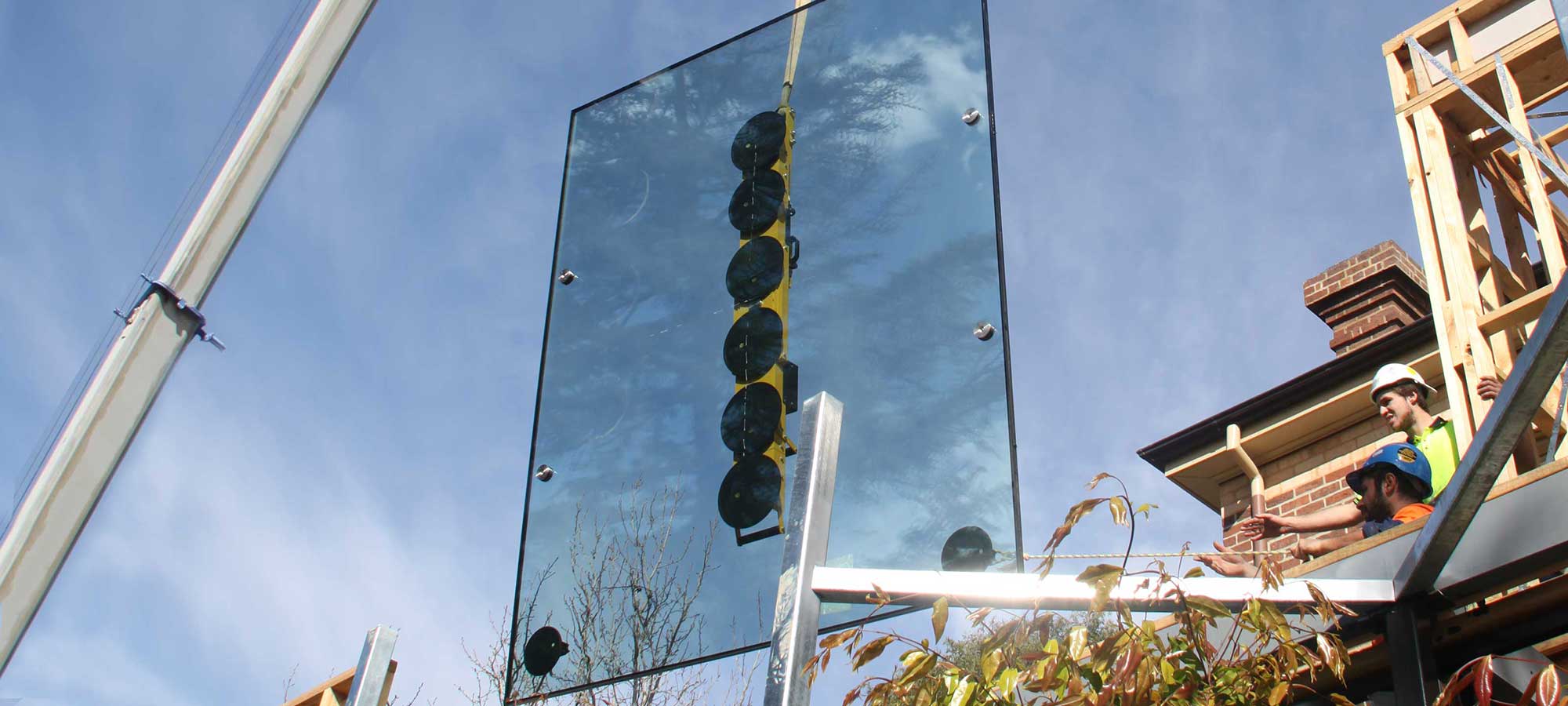 Euro Glass Lifters For Hire